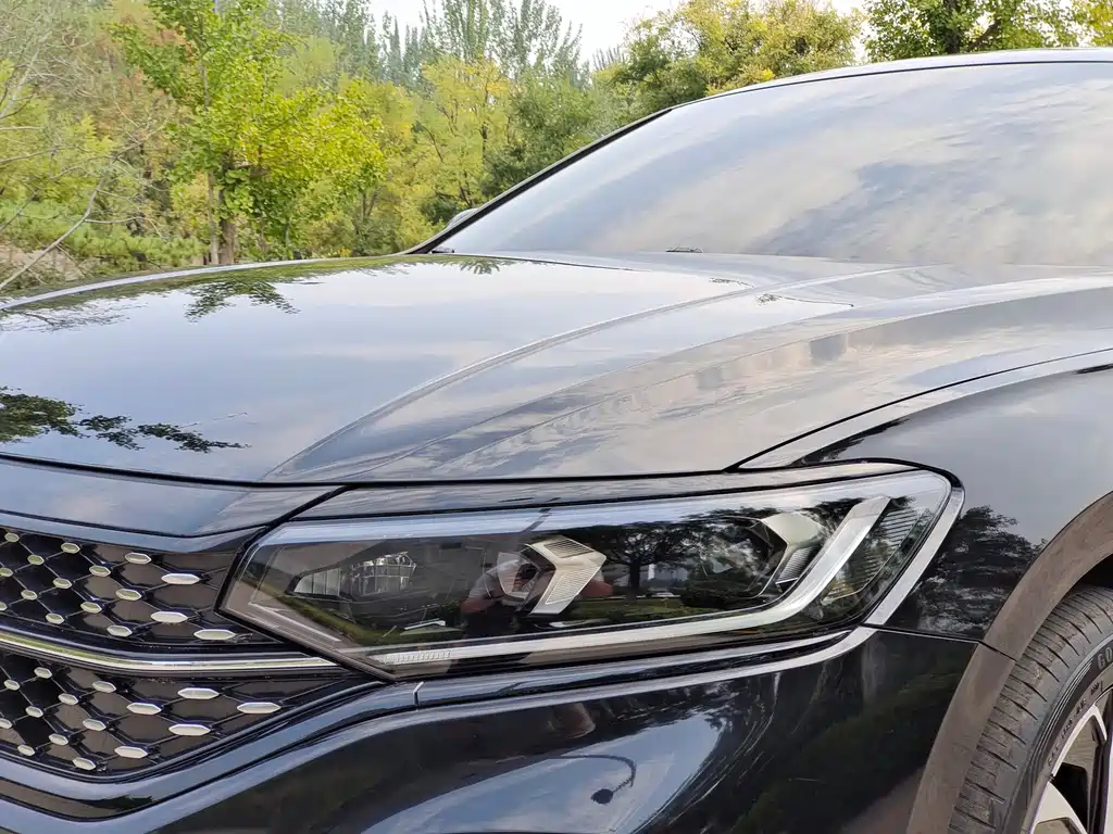 Volkswagen Passat — миниатюра 4