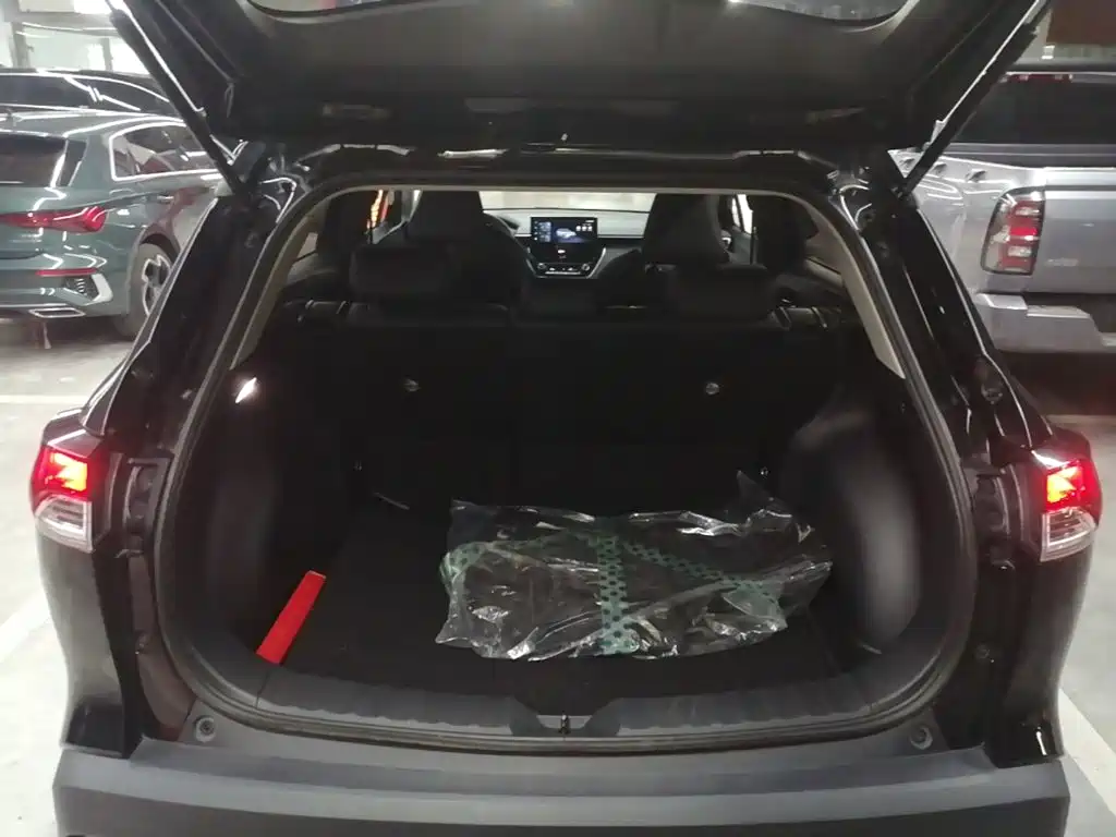 Toyota Frontlander — миниатюра 19