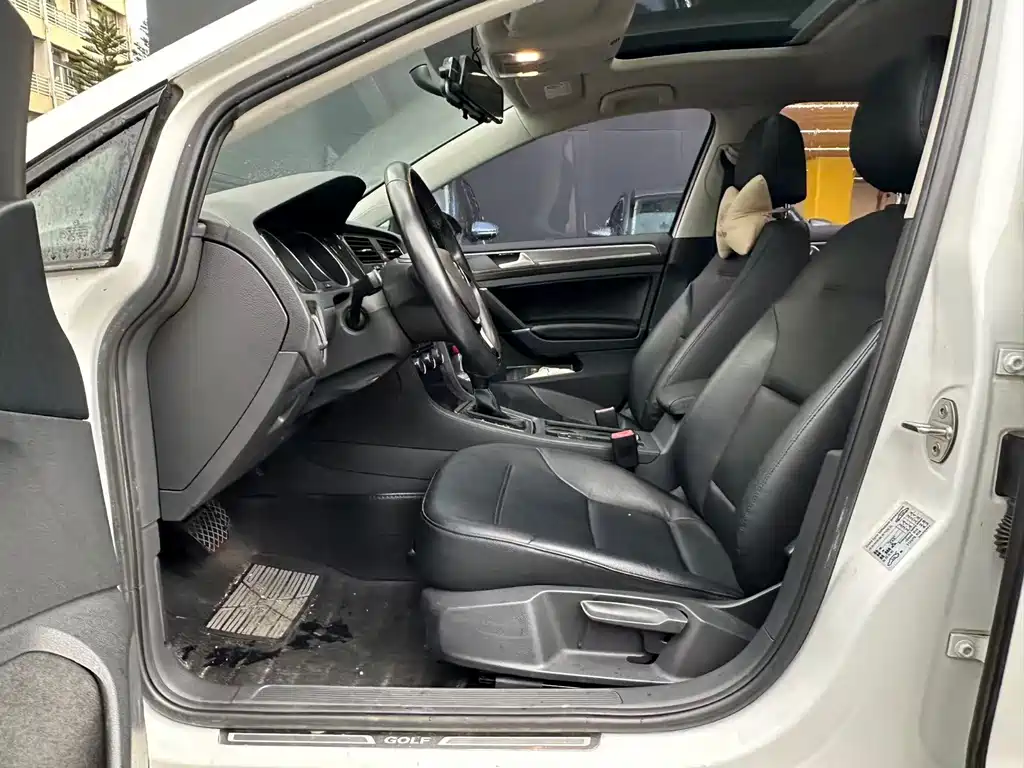 Volkswagen Golf — миниатюра 3