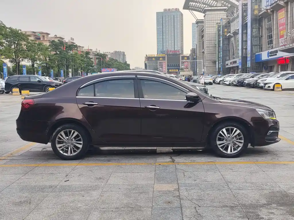 Geely Emgrand — миниатюра 4