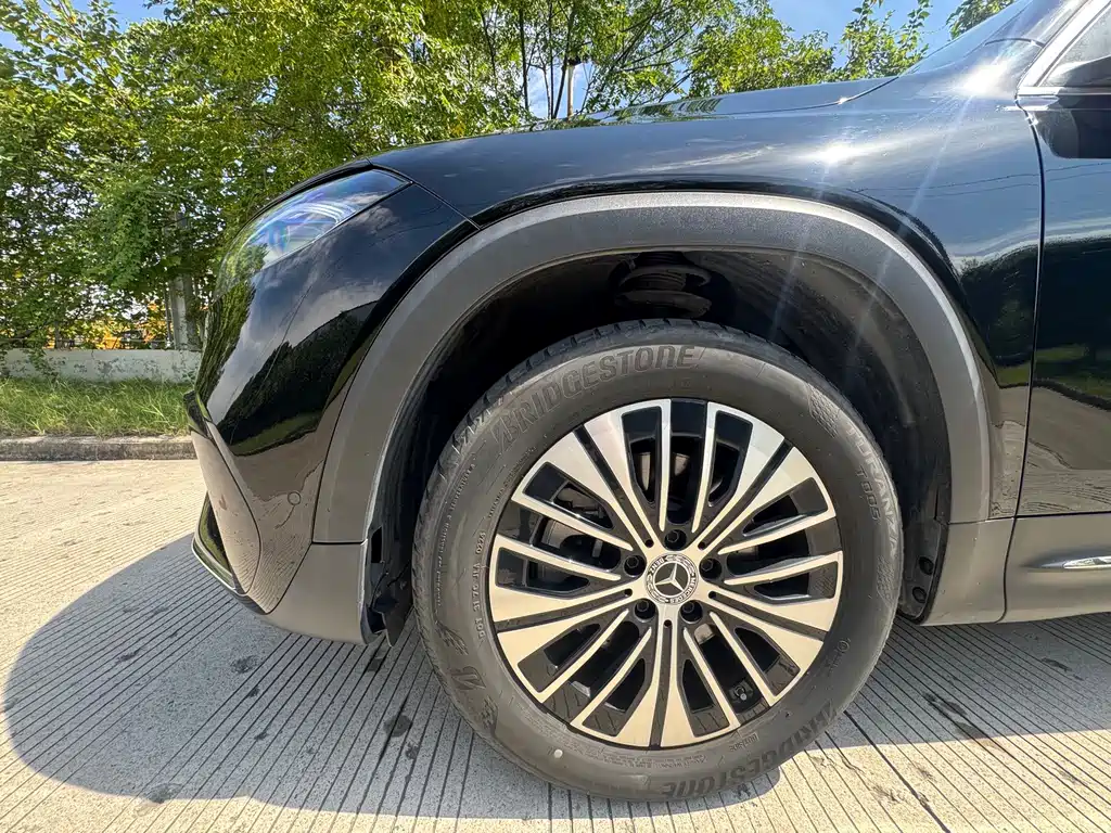 Mercedes-Benz EQB — миниатюра 13