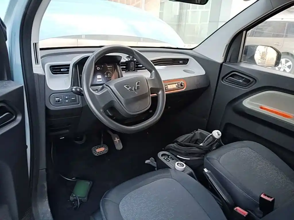 Wuling MINIEV — миниатюра 10