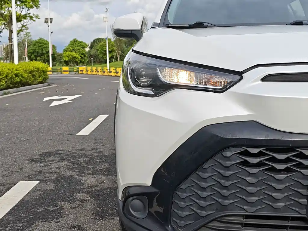 Toyota Frontlander — миниатюра 38