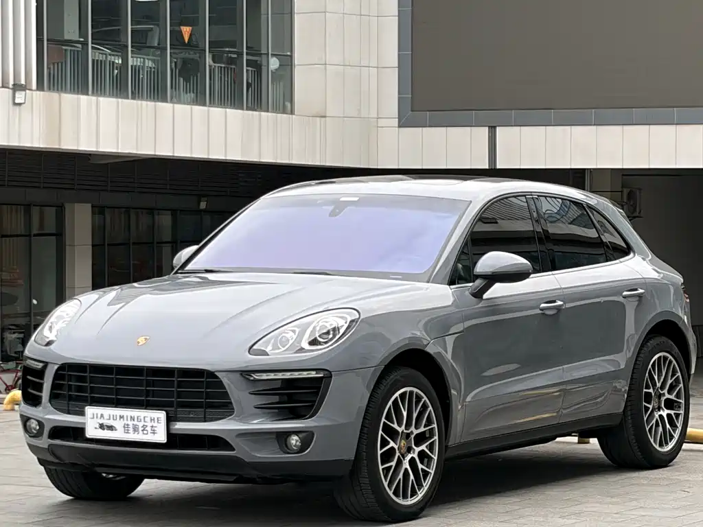 Porsche Macan 2016