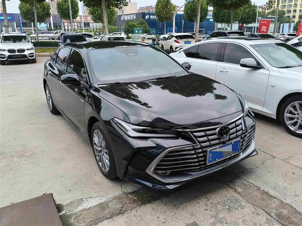 Toyota Avalon — миниатюра 2