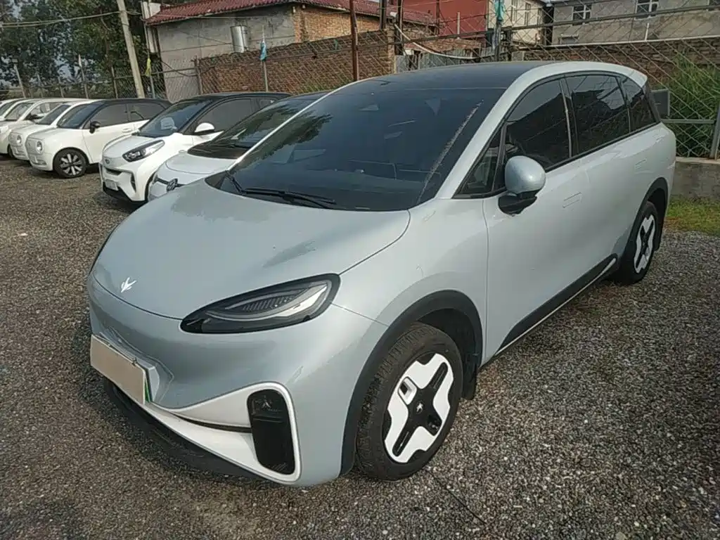 ARCFOX S — миниатюра 2