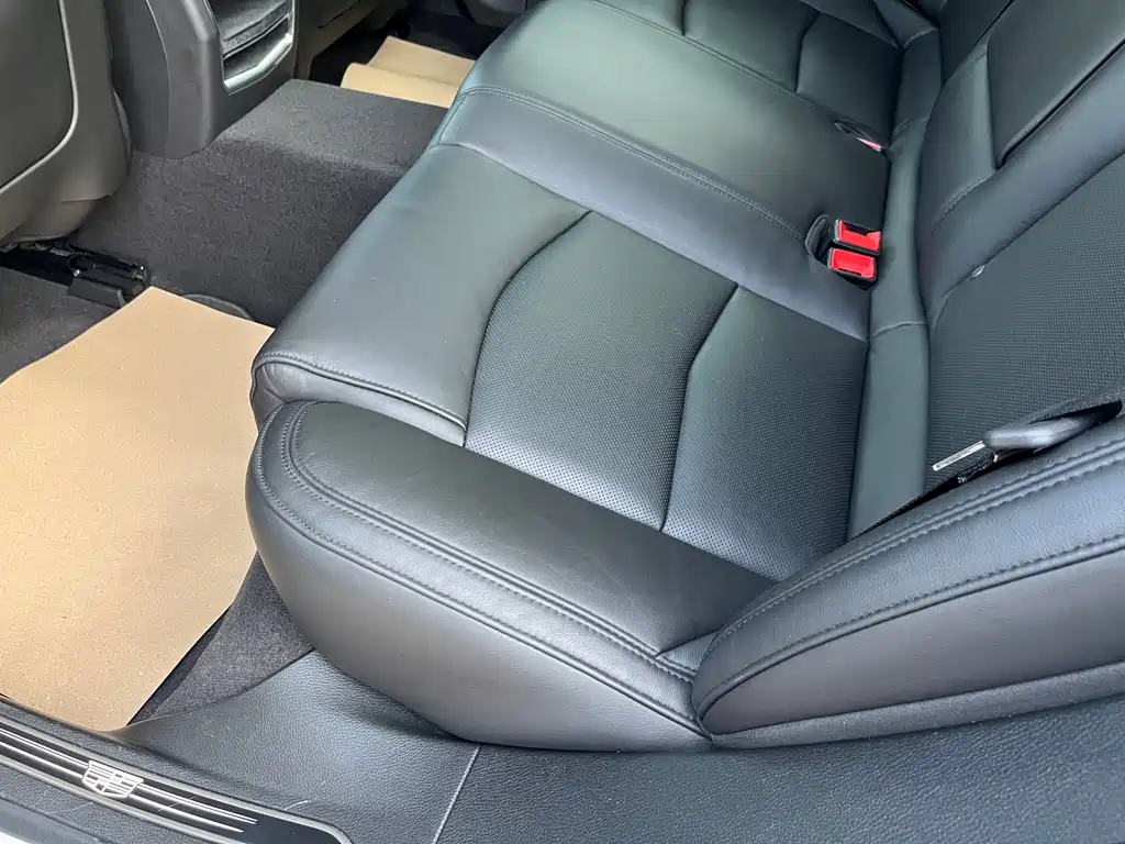 Cadillac CT6 — миниатюра 17