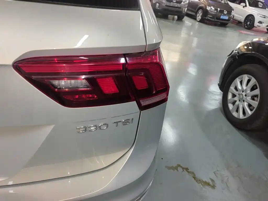 Volkswagen Tiguan L — миниатюра 8