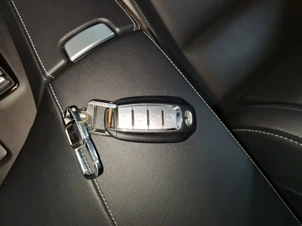 Infiniti QX50 — миниатюра 9