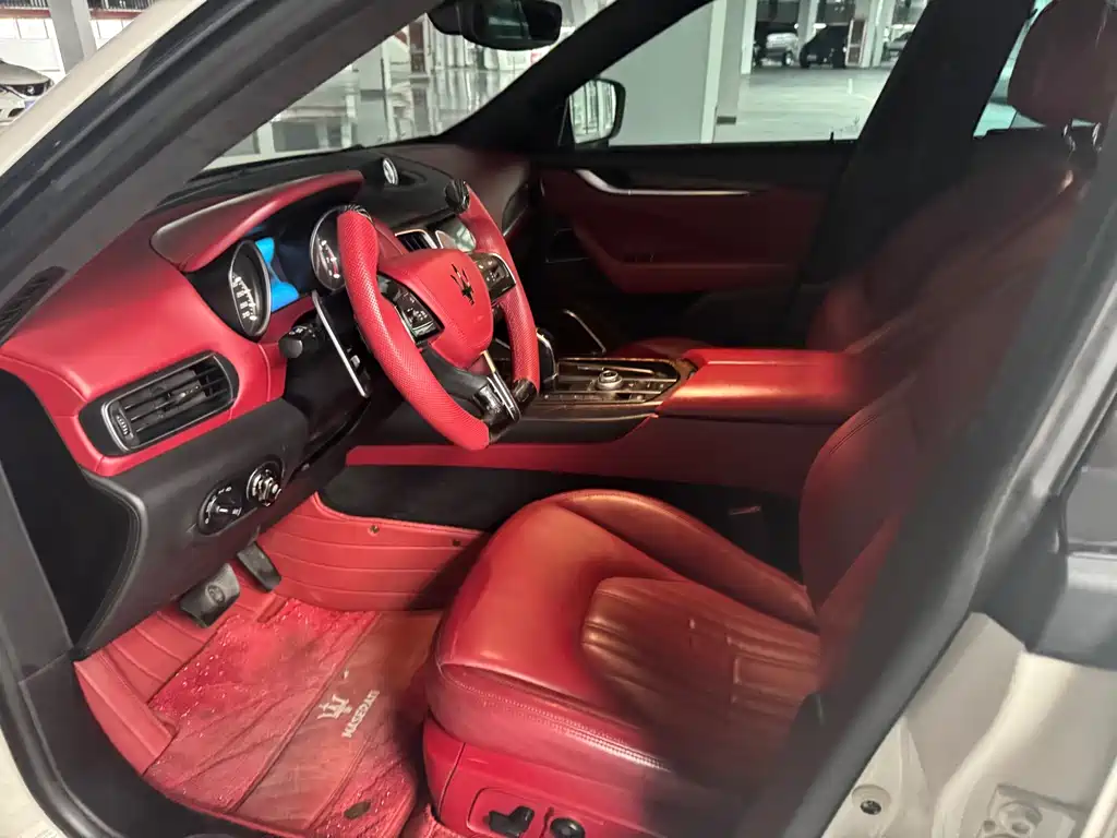 Maserati Levante — миниатюра 5