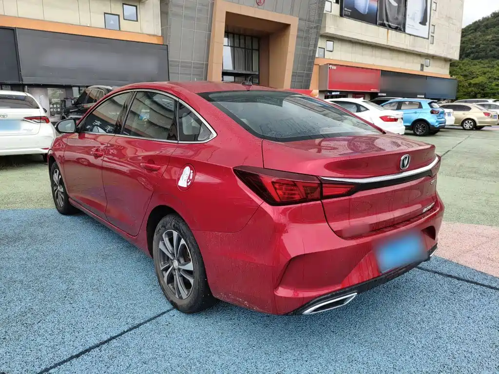Changan Eado — миниатюра 5