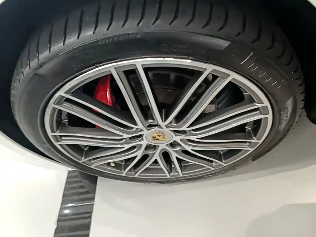 Porsche Panamera — миниатюра 23