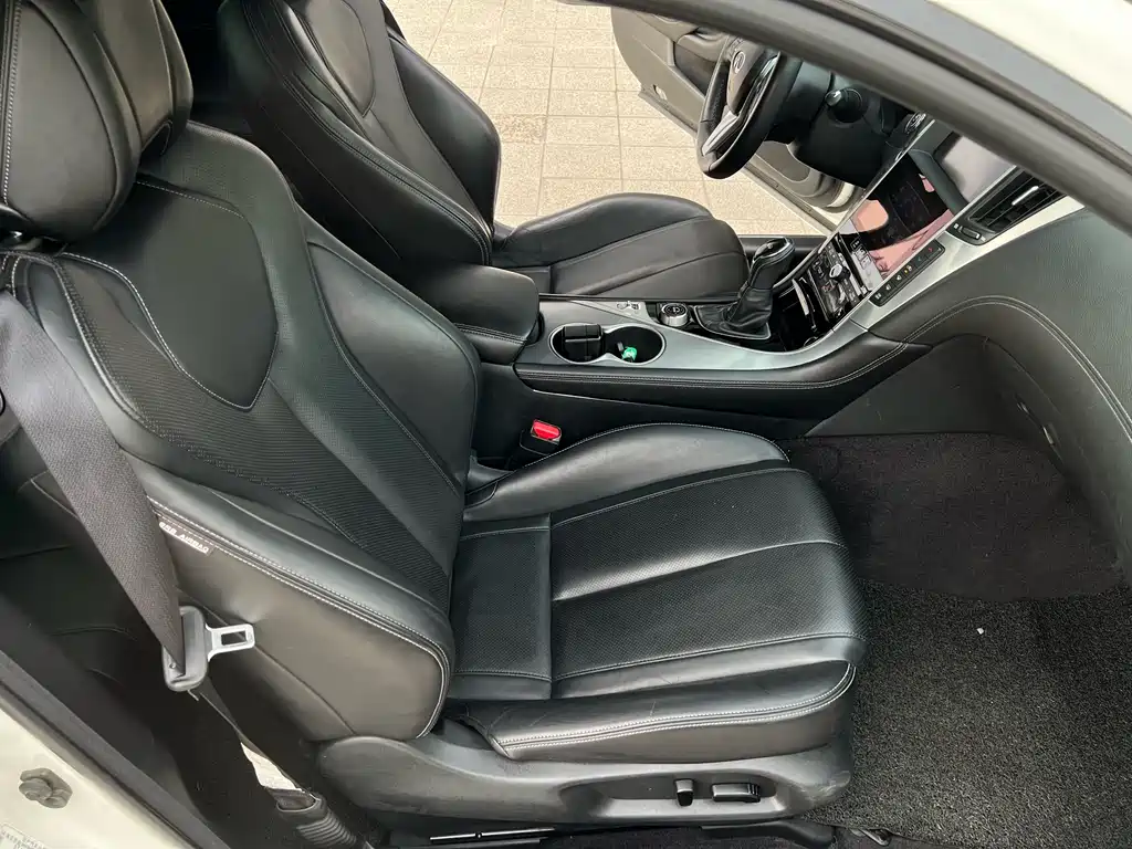 Infiniti Q60 2017 2.0T Luxury