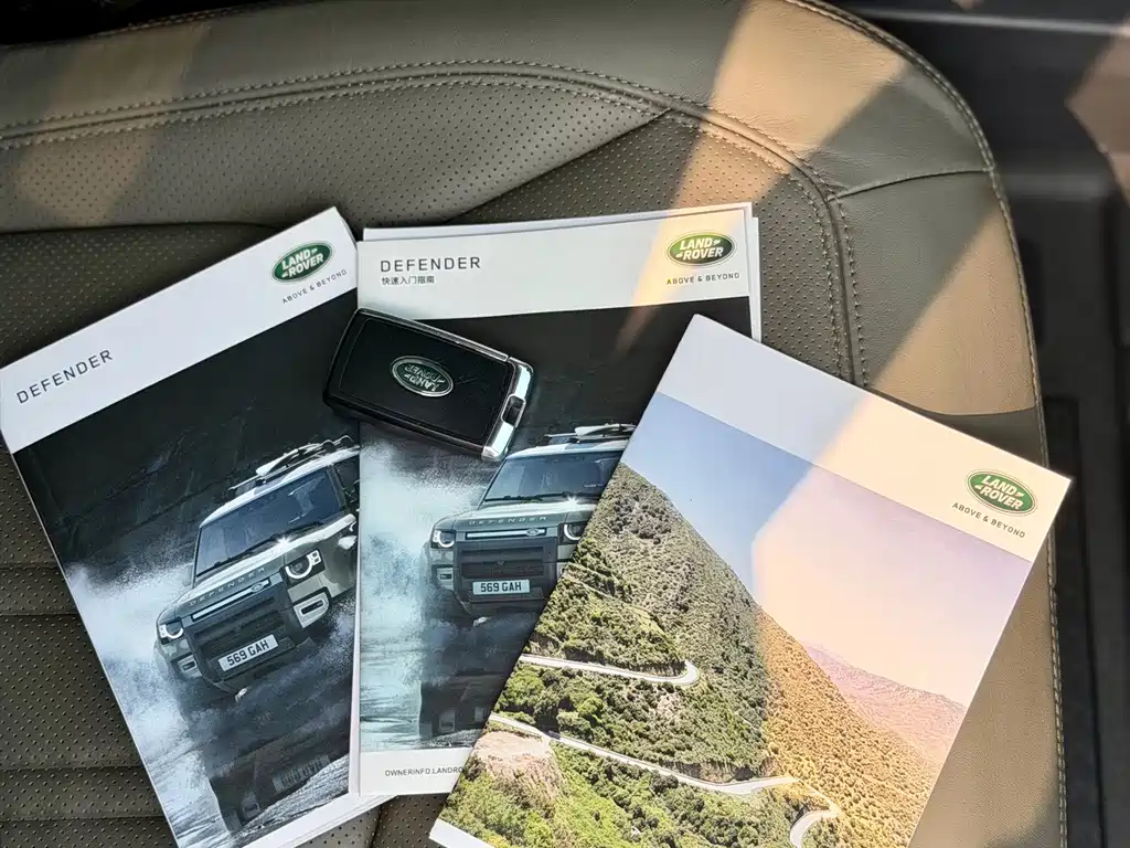 Land Rover Defender — миниатюра 23
