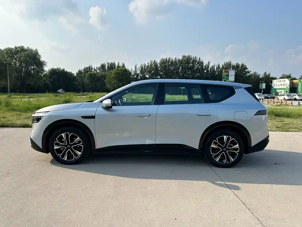 Nissan 日产NX8 — миниатюра 7