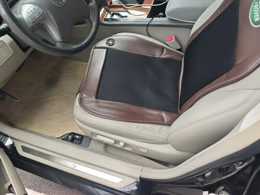 Toyota Camry — миниатюра 9