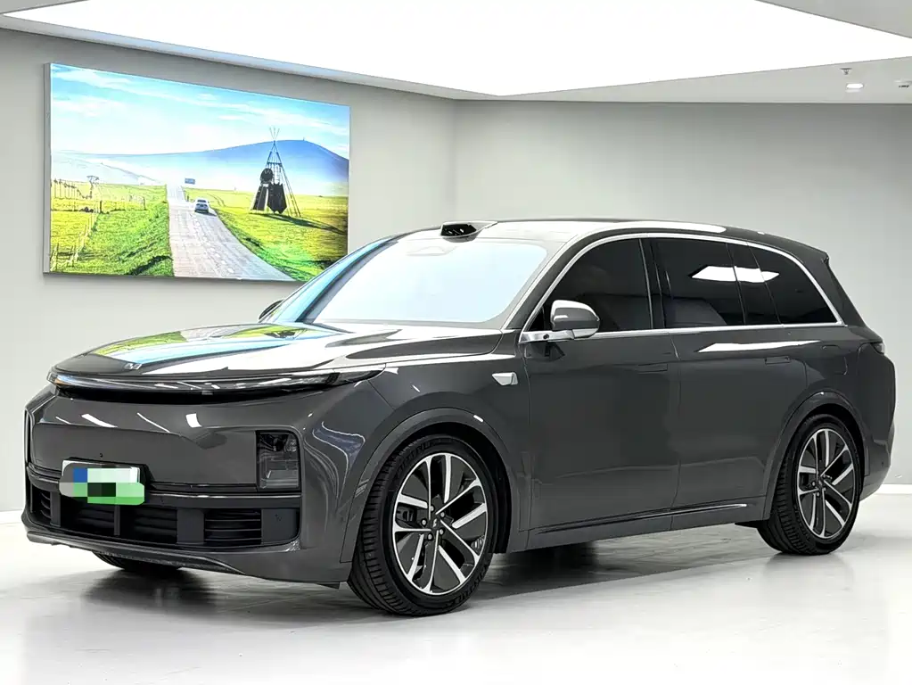 Li Auto Li L8 2025