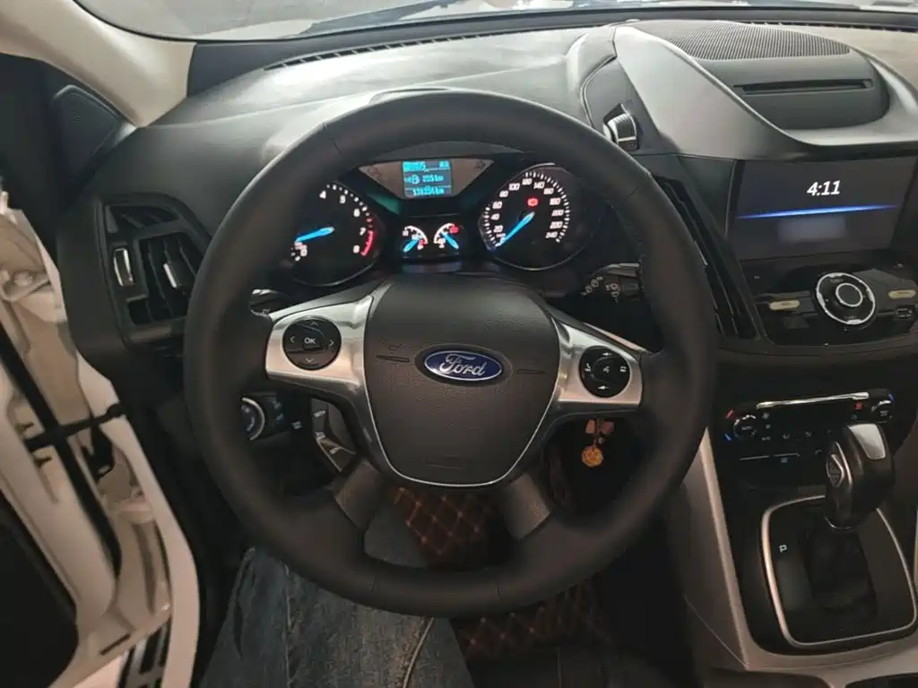 Ford Kuga — миниатюра 11