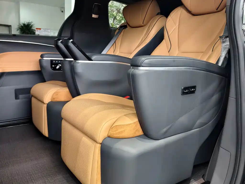 Toyota Granvia 2026 2.5L MAX