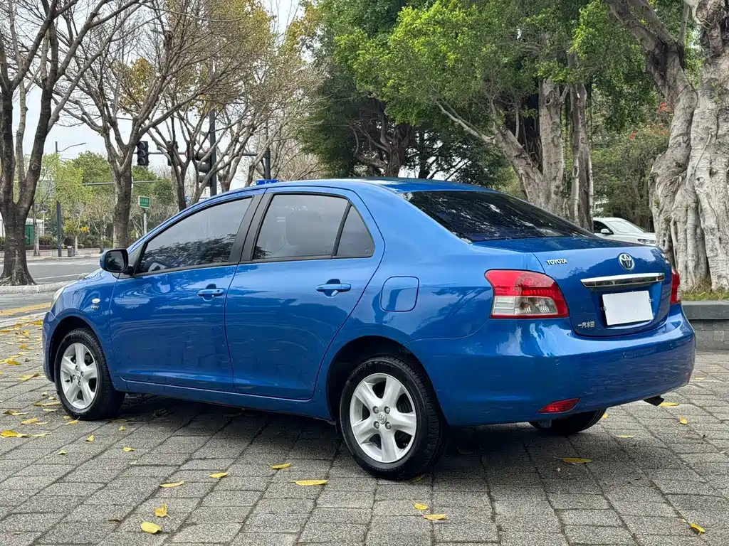 Toyota Vios — миниатюра 6
