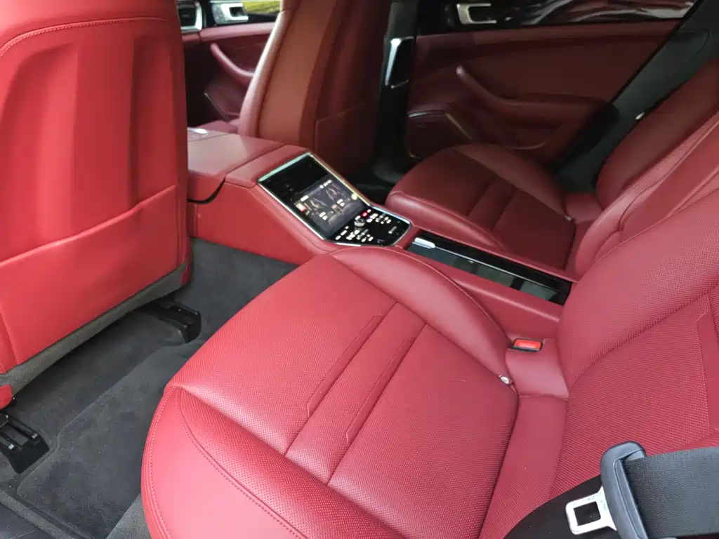 Porsche Panamera — миниатюра 10