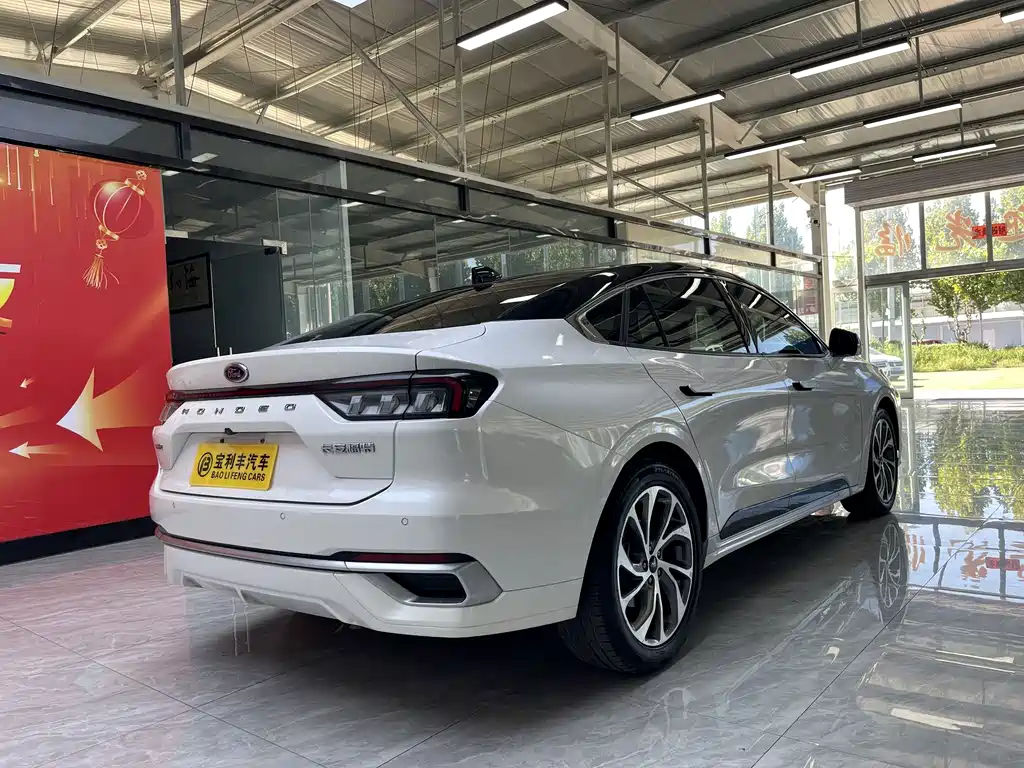 Ford Mondeo — миниатюра 4