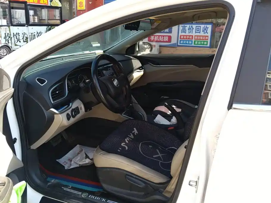 Buick Excelle — миниатюра 9