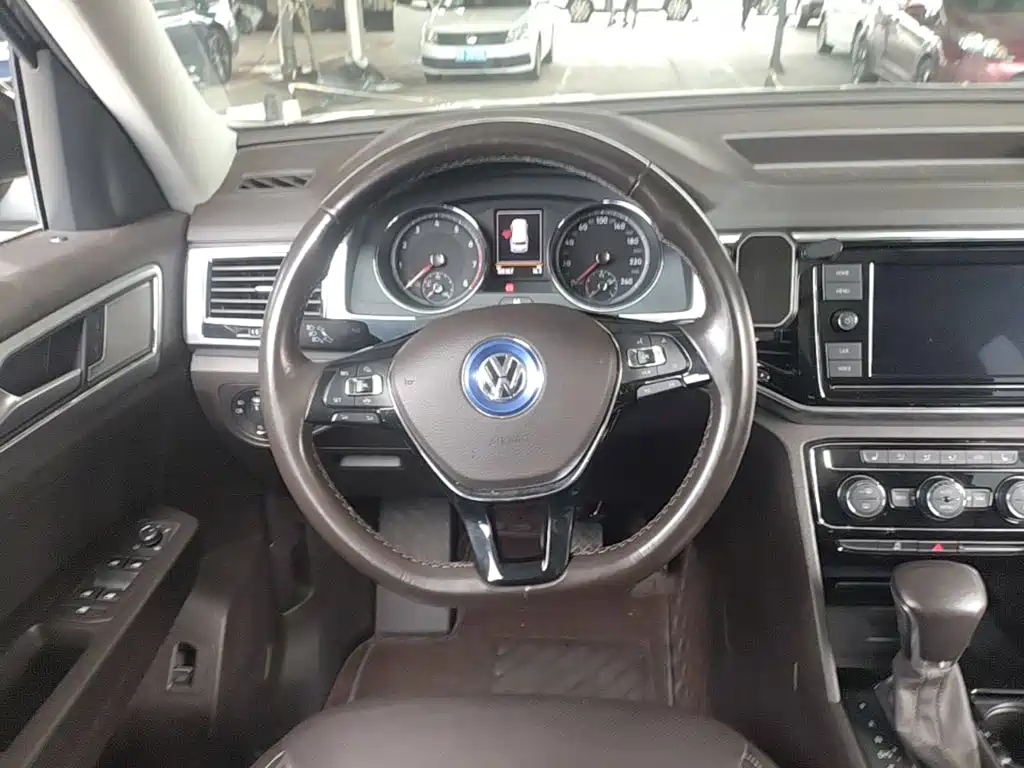 Volkswagen Teramont — миниатюра 11