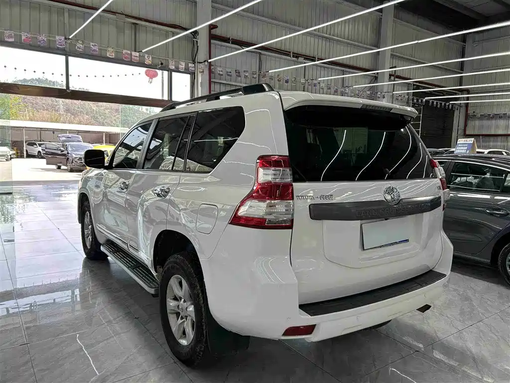 Toyota Land Cruiser Prado 2016 3.5L AT TX-L