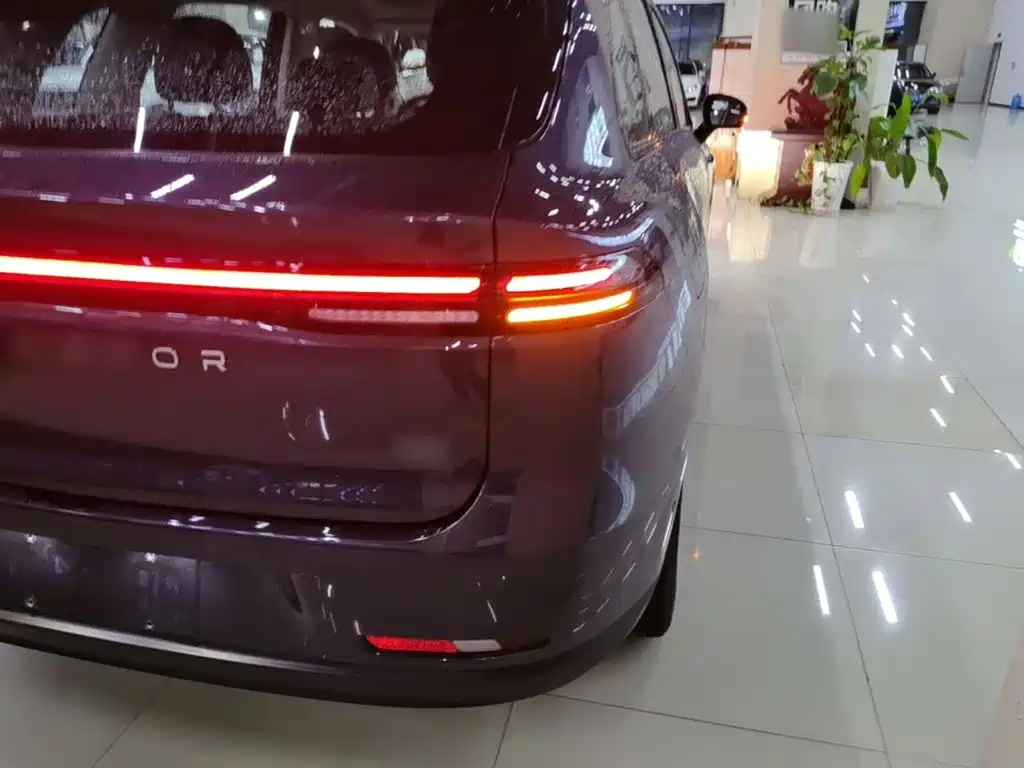 Leapmotor Leapmotor C10 — миниатюра 8