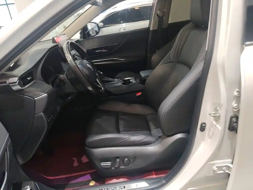 Toyota Harrier — миниатюра 15