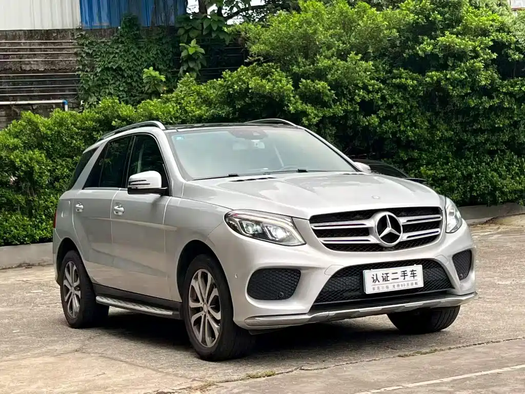Mercedes-Benz GLE (Import) — миниатюра 3
