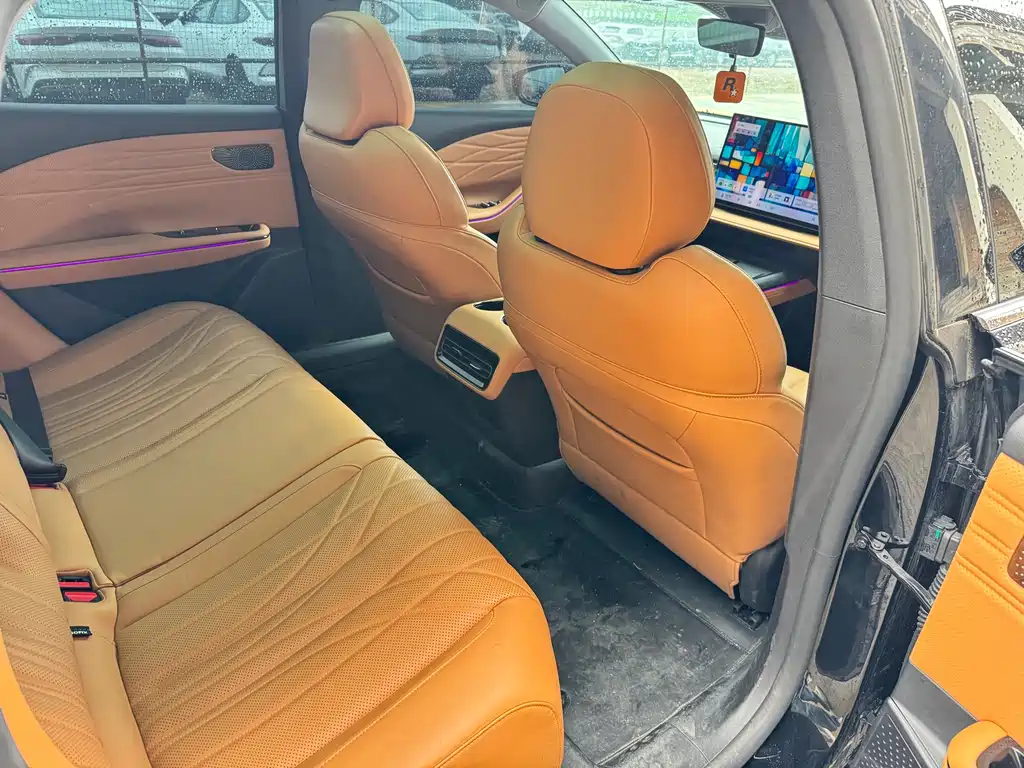 GEELY GALAXY GALAXY SPARKLE 8