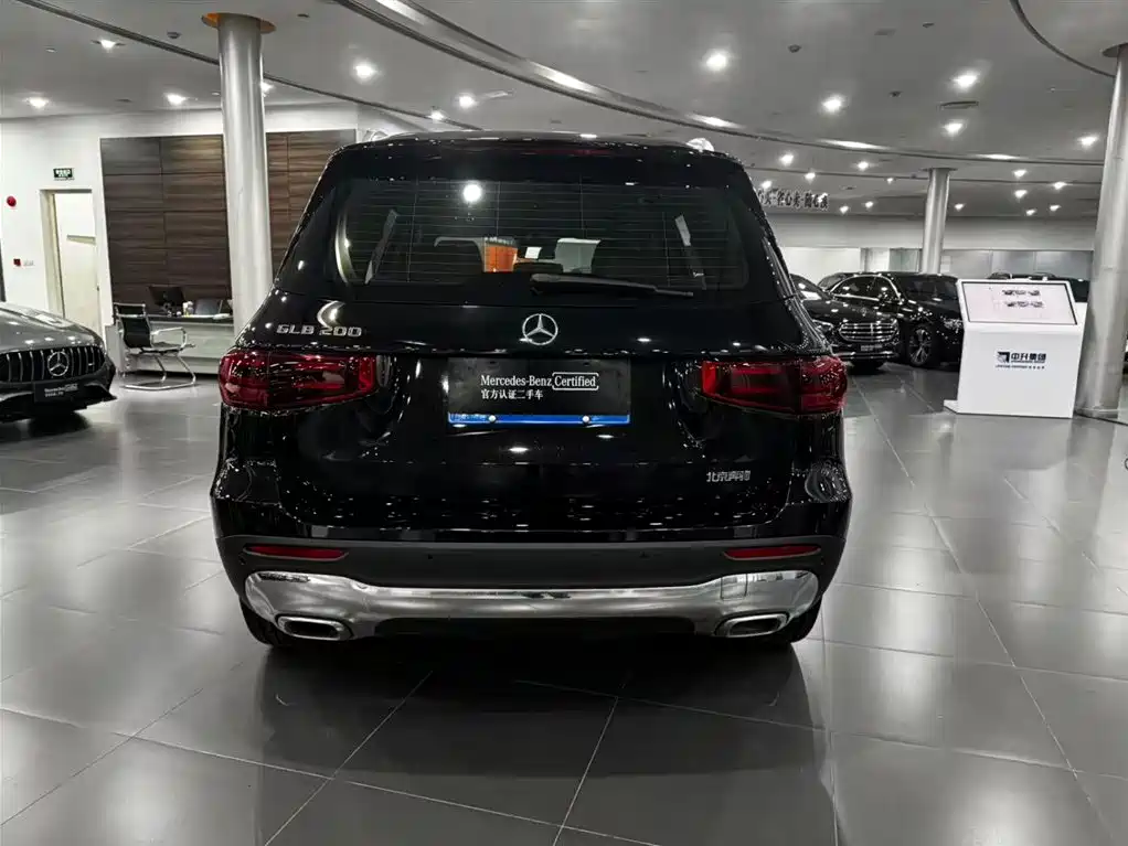 Mercedes-Benz GLB — миниатюра 4