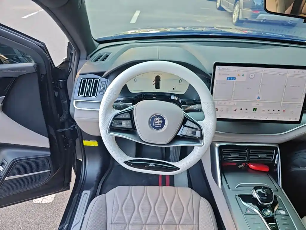 BYD Tang New Energy — миниатюра 11