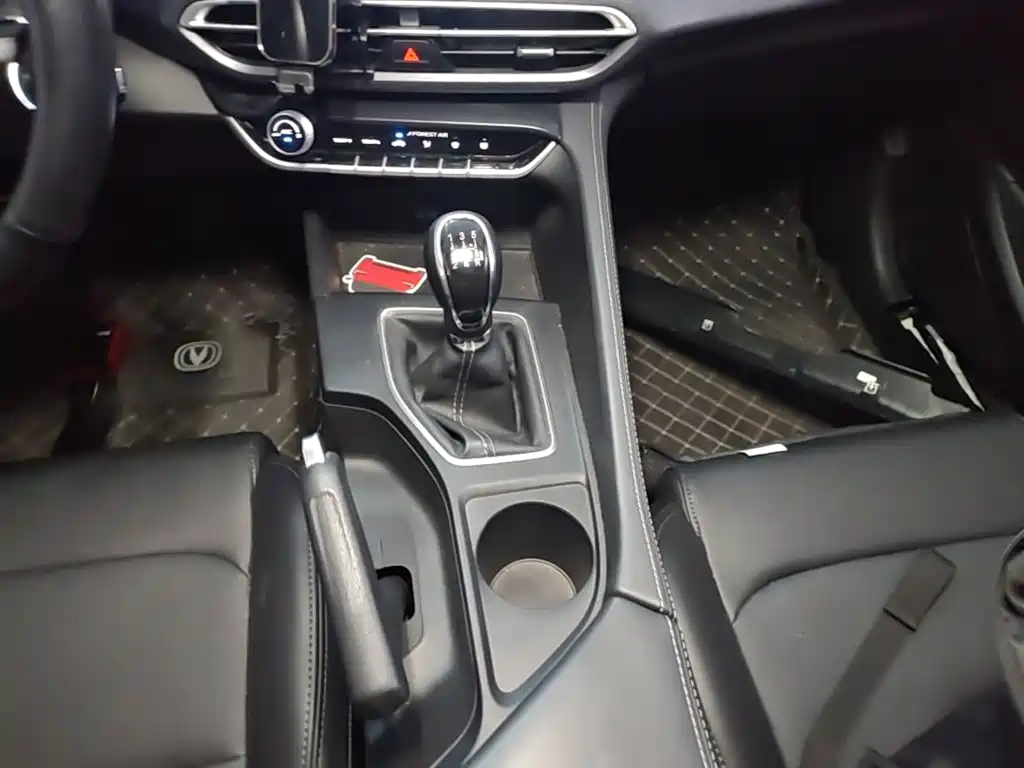Changan Eado — миниатюра 14