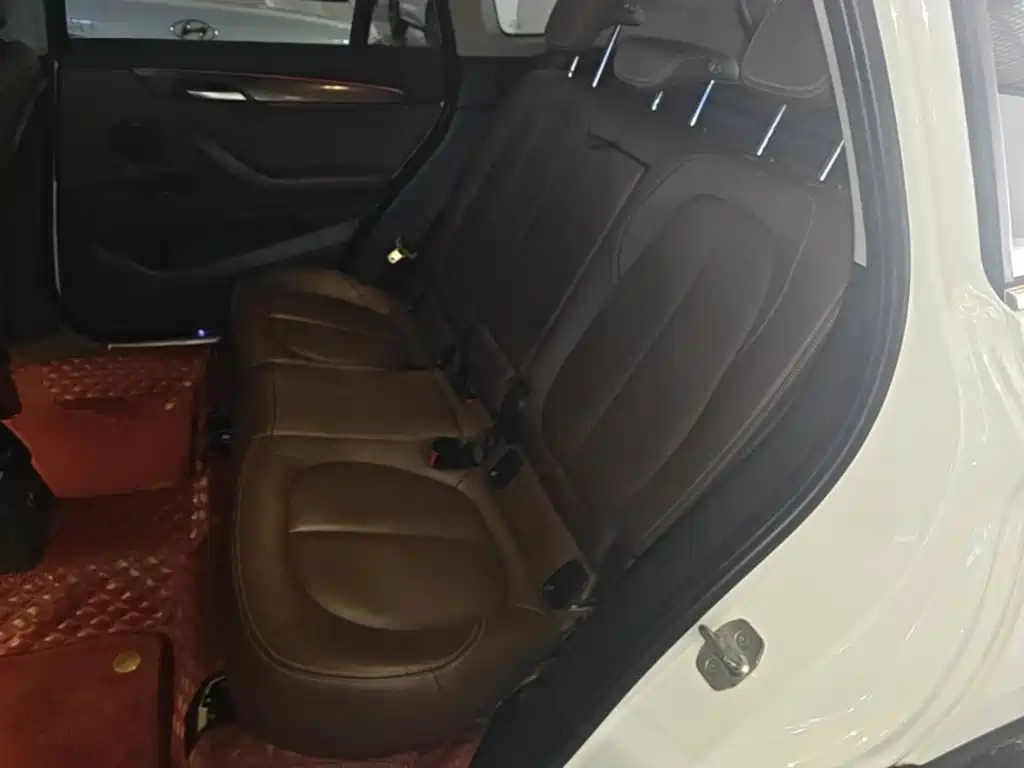 BMW X1 — миниатюра 17