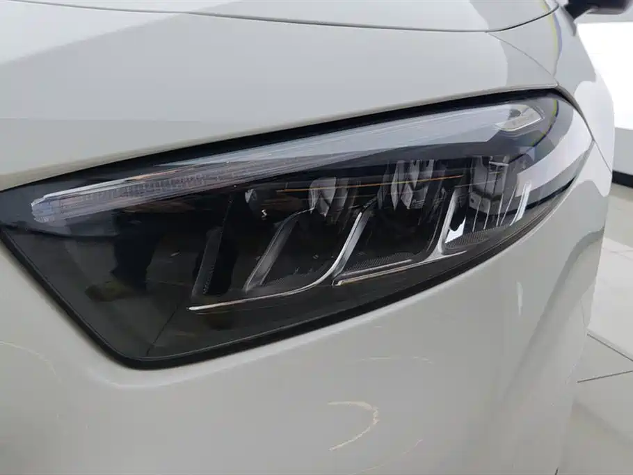 Mercedes-Benz A-Class A 2023 A 200 L Fashion
