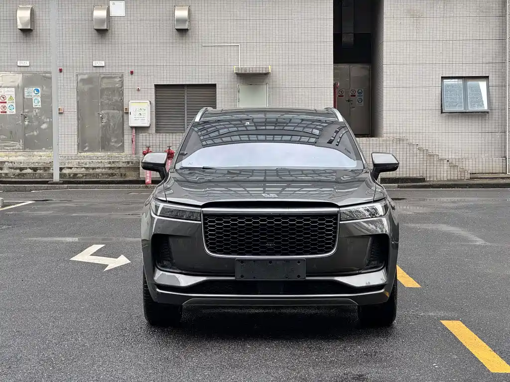 Li Auto Li ONE — миниатюра 2