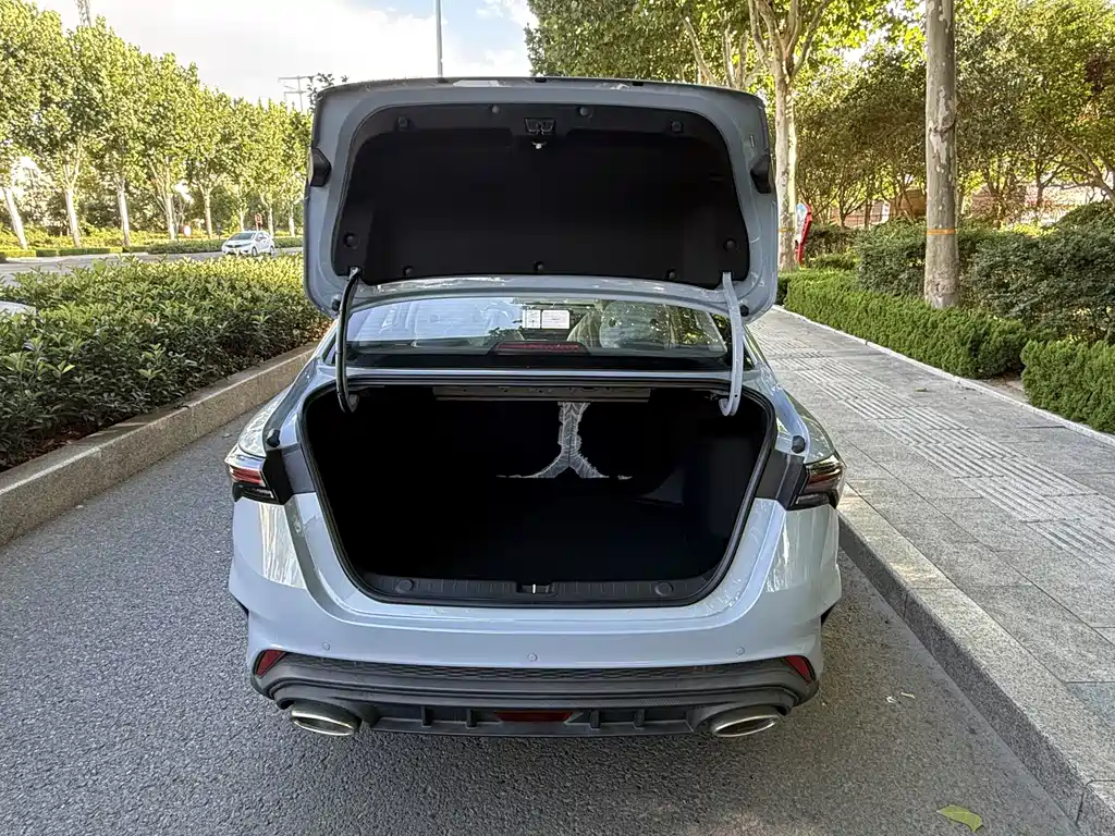 Geely Binrui — миниатюра 11