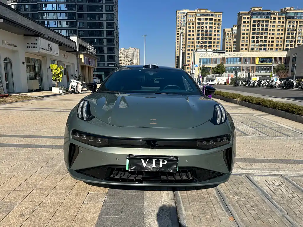 ZEEKR EXTREME KRYPTON 001