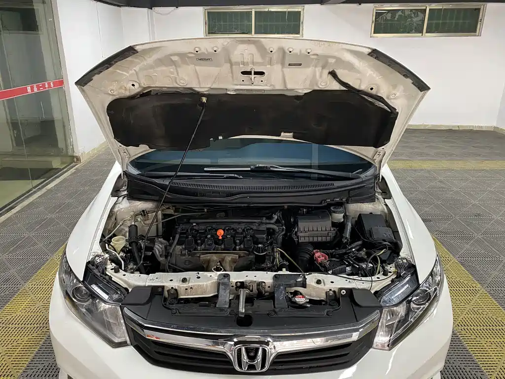 Honda Civic — миниатюра 9