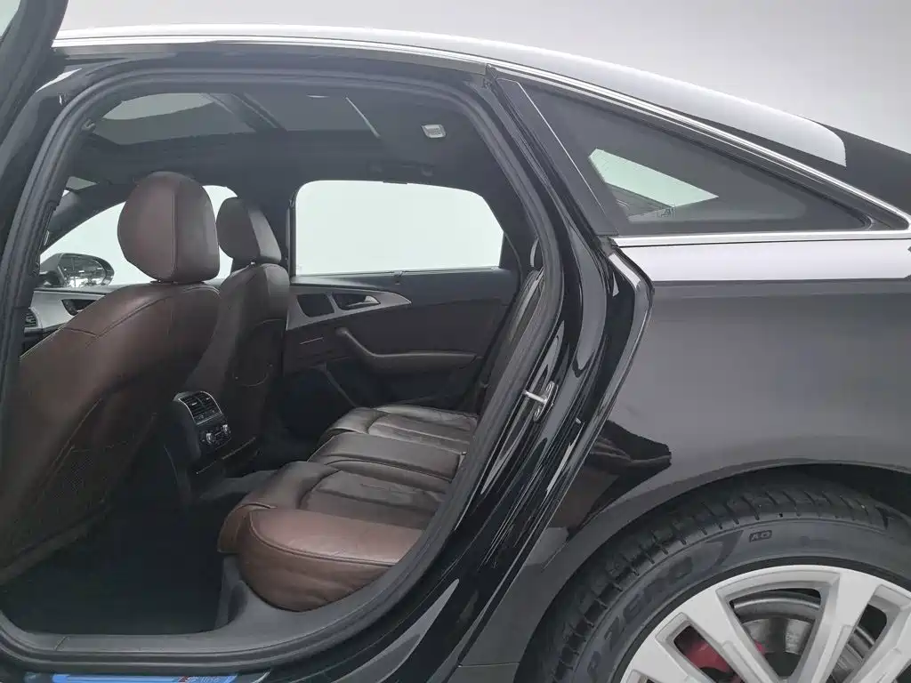 Audi A6L — миниатюра 15