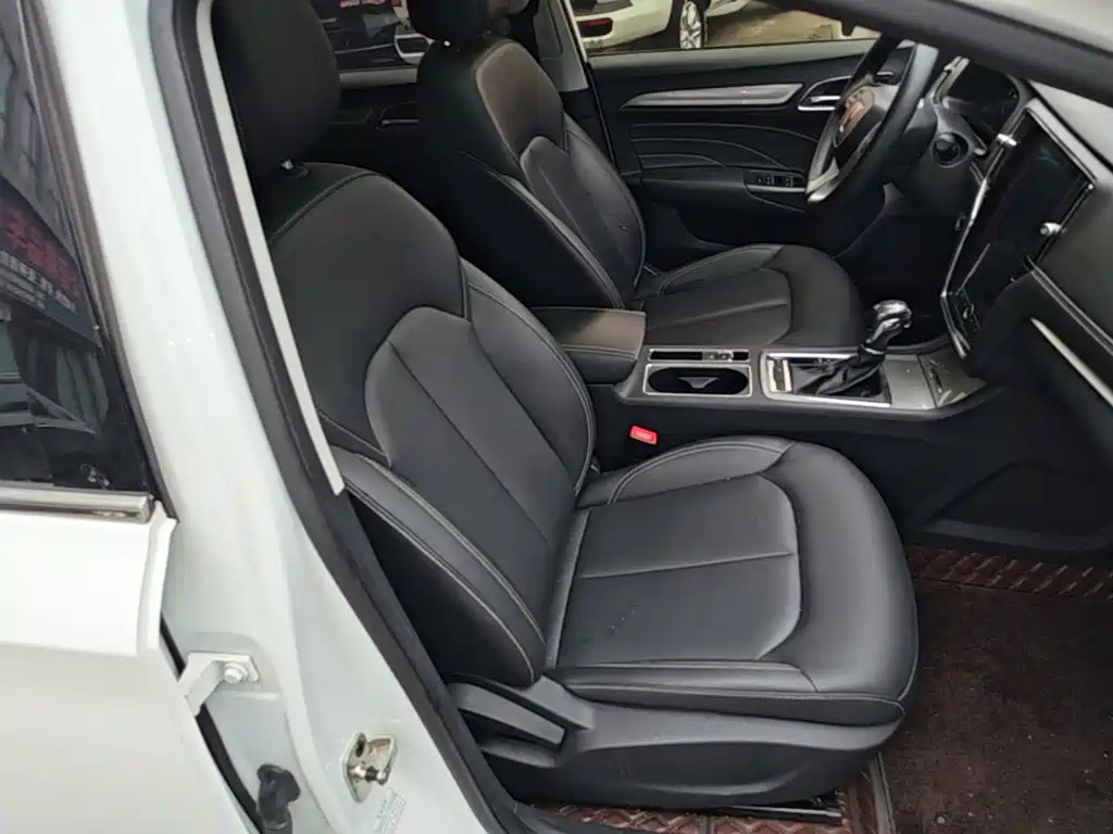 Roewe i6 Classic — миниатюра 25