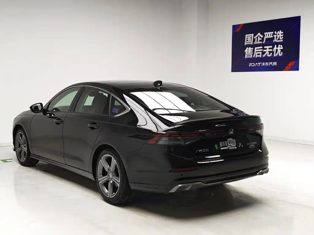 Honda Accord — миниатюра 6