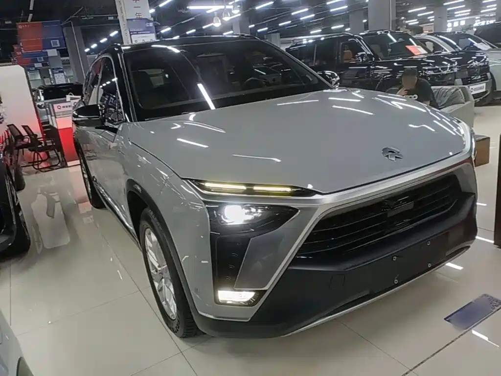 NIO ES8 — миниатюра 4