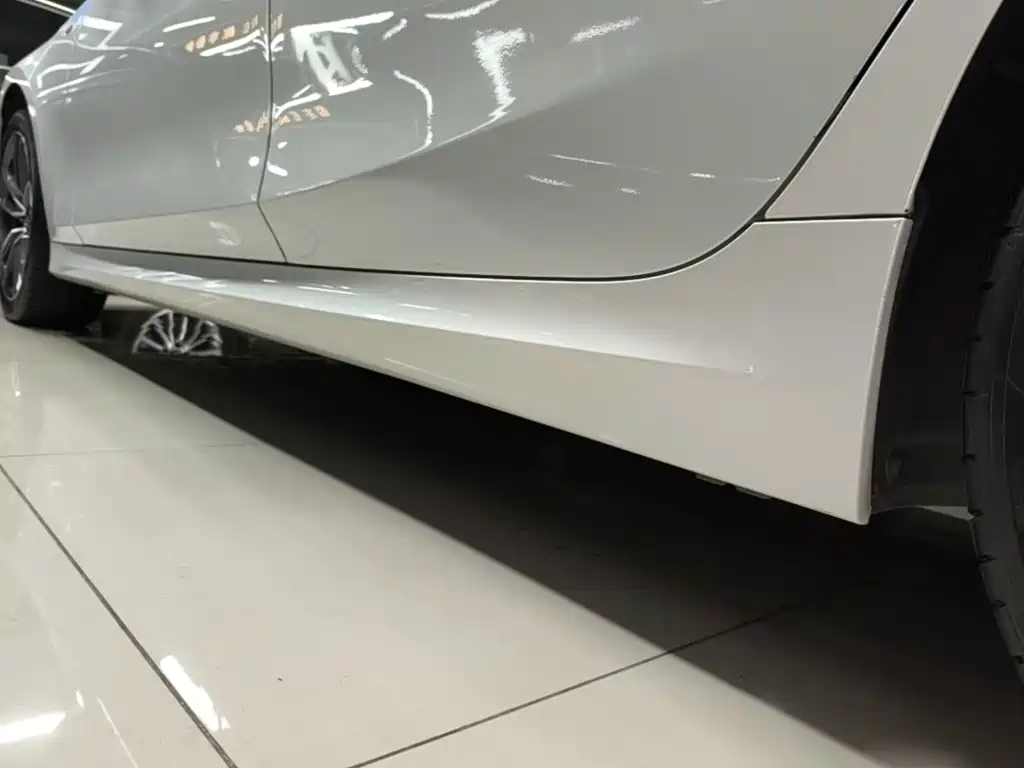 BMW 3 Series — миниатюра 22