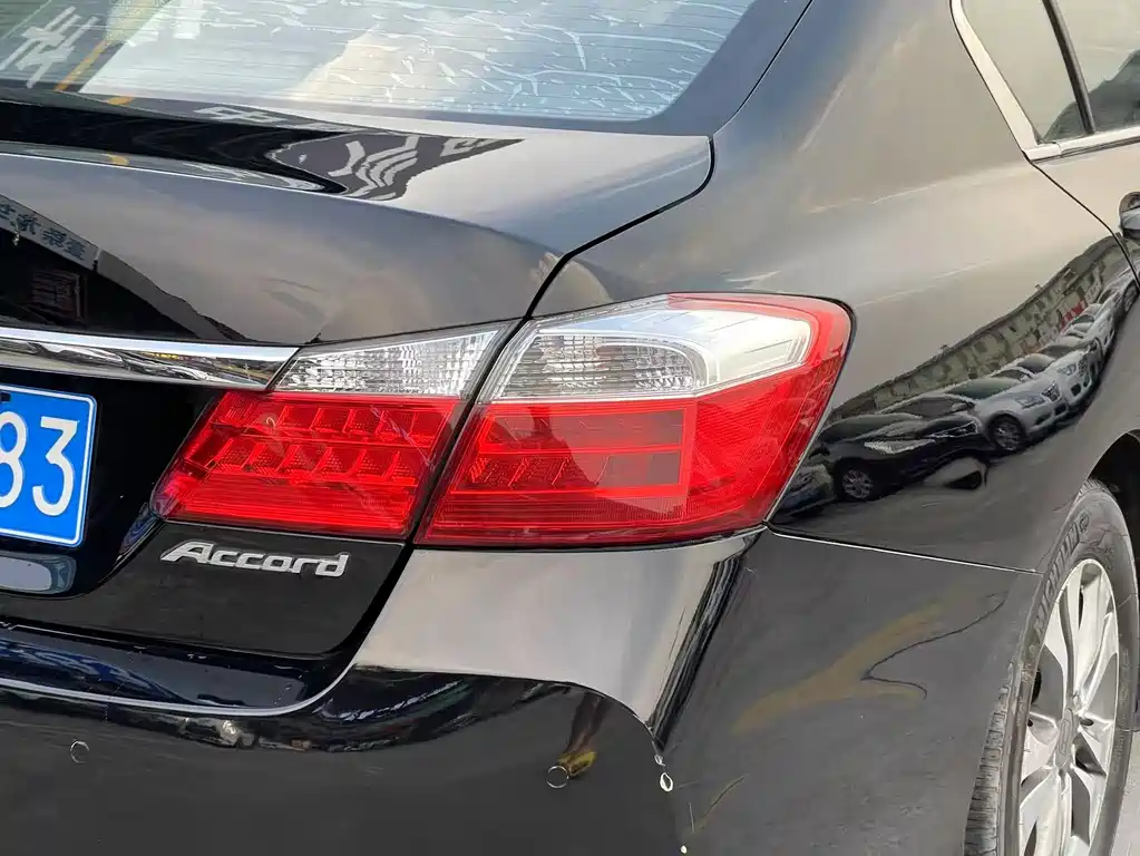 Honda Accord — миниатюра 6