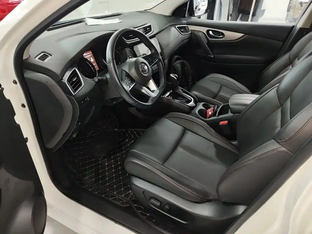 Nissan Qashqai — миниатюра 16