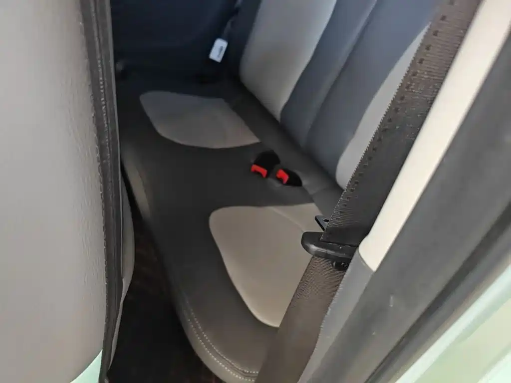 Wuling MINIEV — миниатюра 17